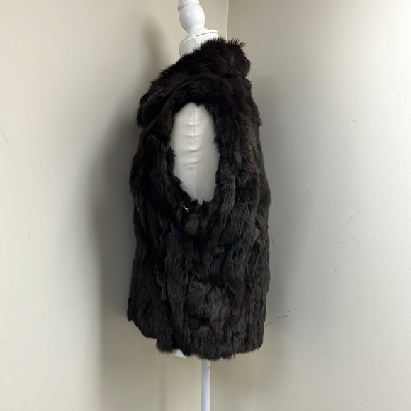 Brown Rabbit Fur Vest - Picture 3 of 6